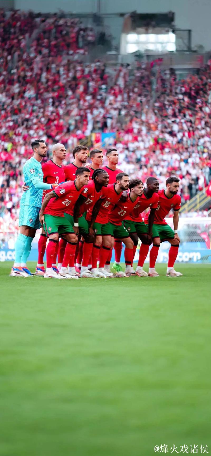 葡萄牙队阵容豪华!中场双核价值过亿,C罗携最强助攻冲击世界杯! 葡萄牙队阵容豪华!中场双核价值过亿,C罗携最强助攻冲击世界杯!