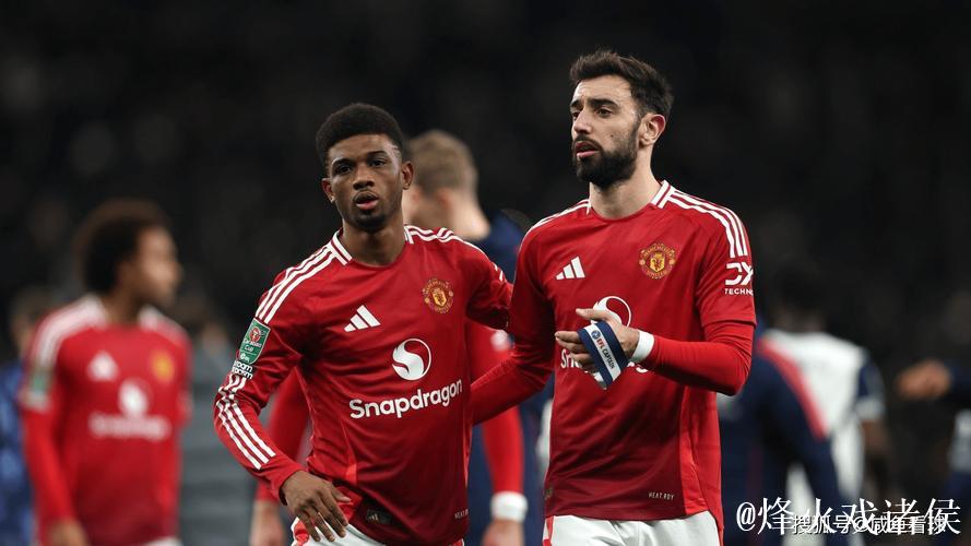 曼联与伯恩茅斯4比4握手言和，罗马小胜科莫